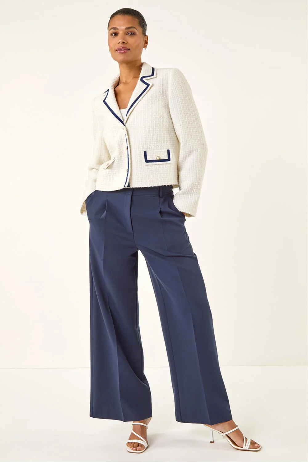 Roman Ivory Boucle Contrast Tape Jacket - 10 Image 2