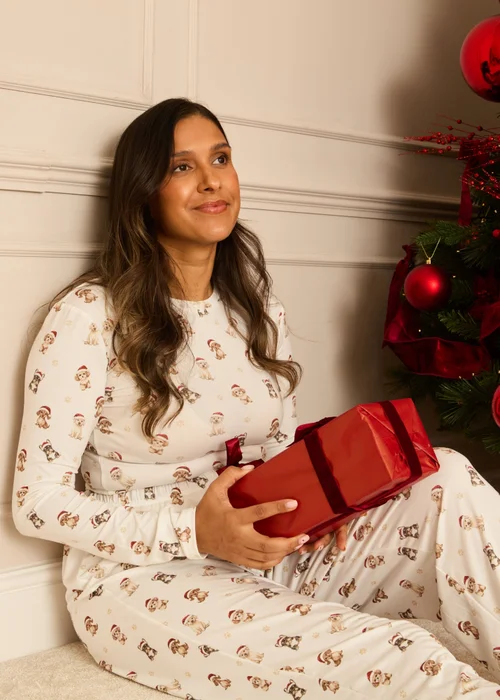My Christmas Pyjamas Cream Santa Paws Women's Two-Piece Long Matching Pyjama Set - 20-22 Image 4