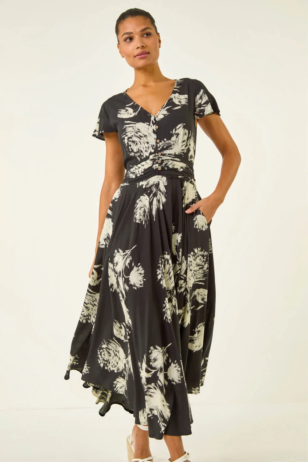 Roman Black Floral Print Ruched Midi Dress - Size 14 Image 1