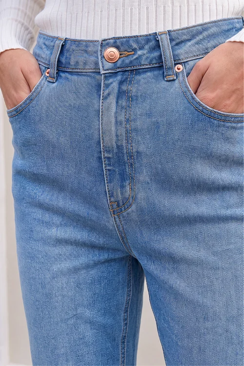Roman Denim Petite Turn Up Pocket Jeans - 14 Image 4