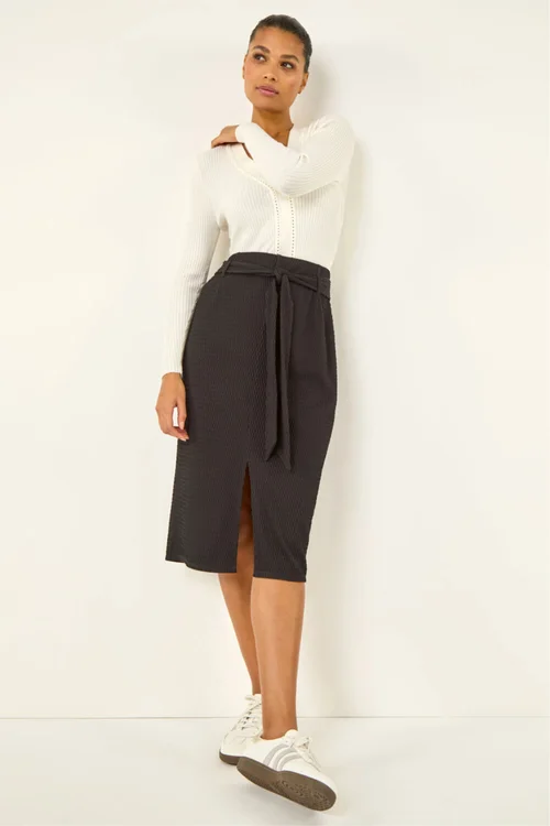 Roman Black Textured Belted Pencil Skirt - Size 20 Image 2