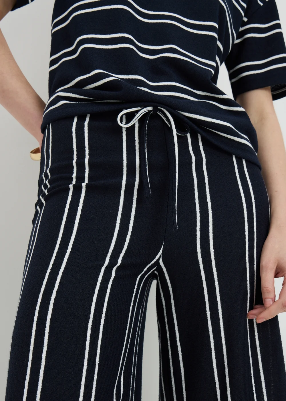 Navy Stripe Soft Knit Wide Leg Co Ord Trousers - 8/L29 Image 3
