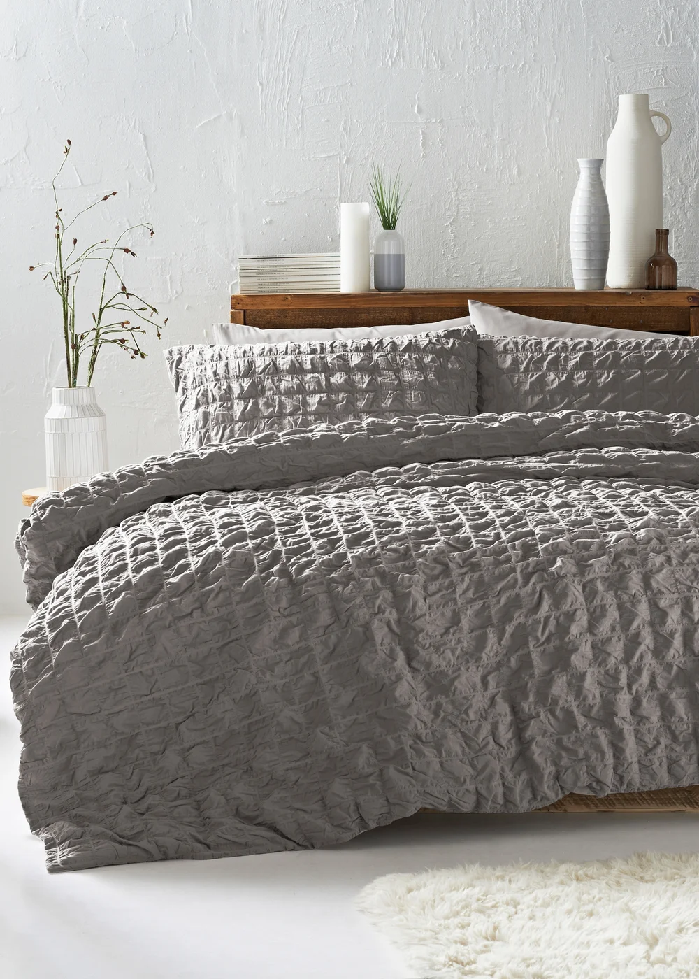 Grey Check Seersucker Duvet Set - Double Image 1