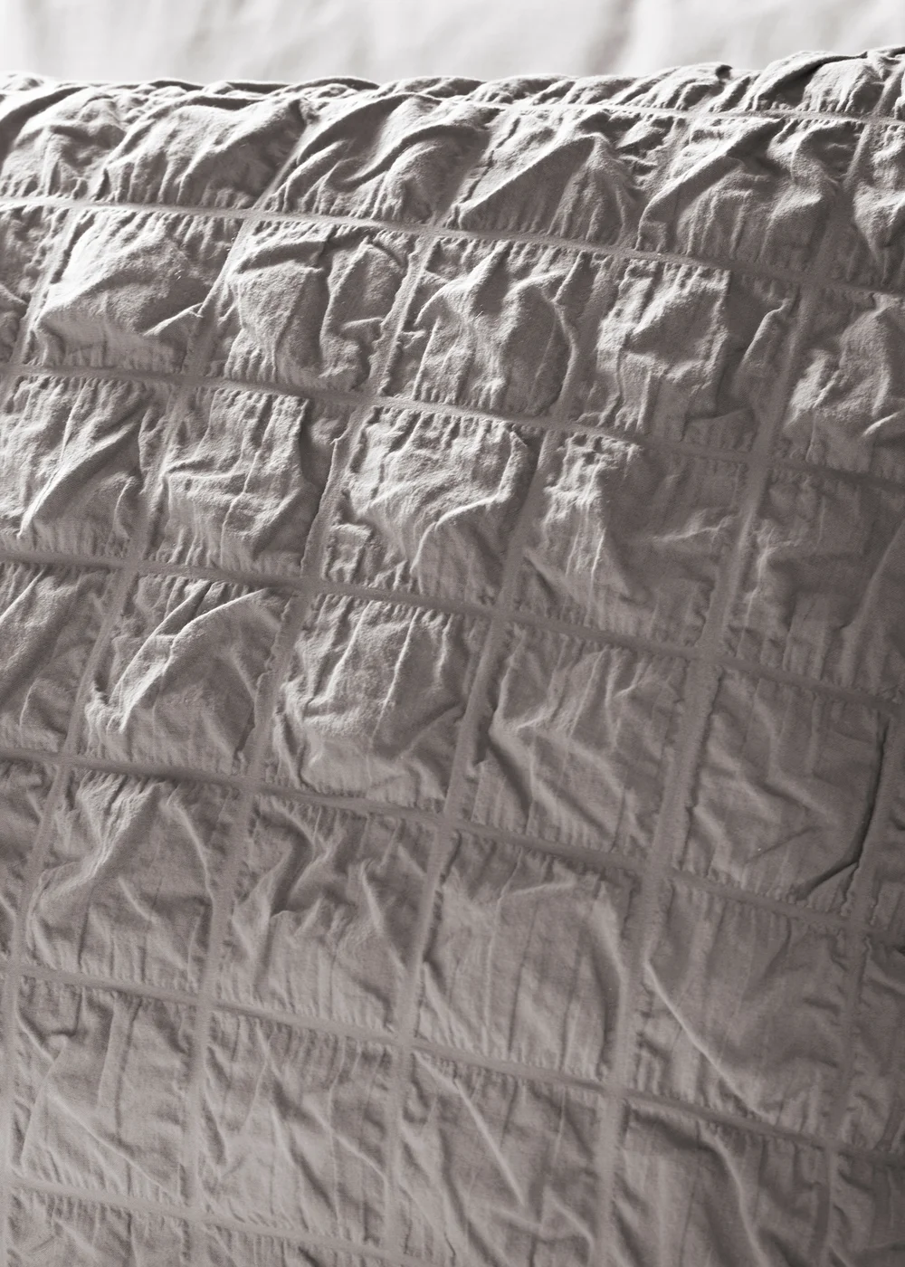 Grey Check Seersucker Duvet Set - Double Image 2