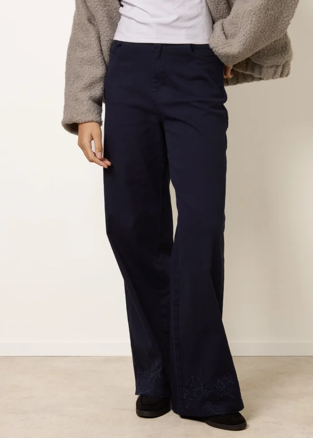 Blue Vanilla Navy Floral Embroidered Detailed Flared Jeans