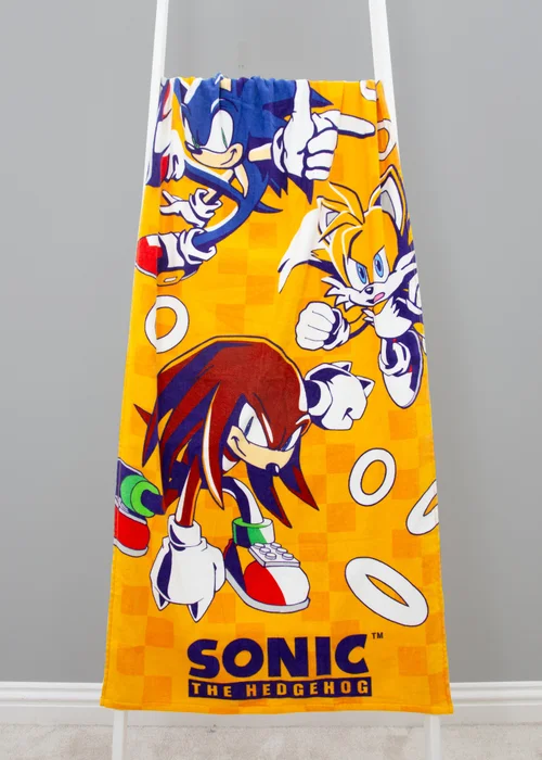 Sonic The Hedgehog Play Orange Towel - 70x140cm Image 1