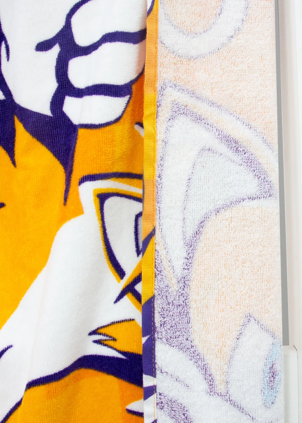 Sonic The Hedgehog Play Orange Towel - 70x140cm Image 5