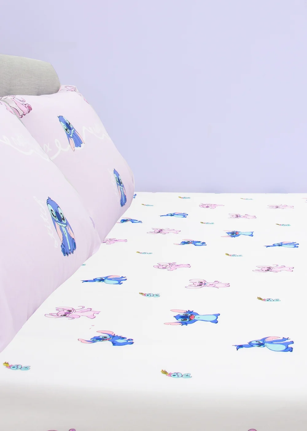 Disney Lilo & Stitch White Chill Fitted Sheet - Double Image 2