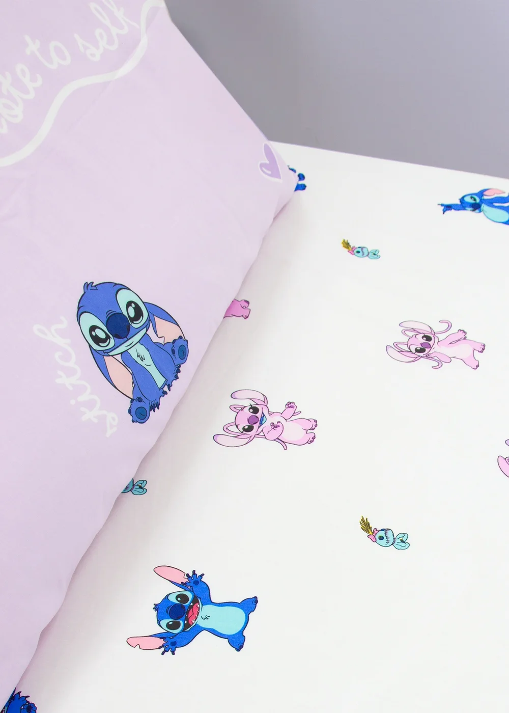 Disney Lilo & Stitch White Chill Fitted Sheet - Single Image 2