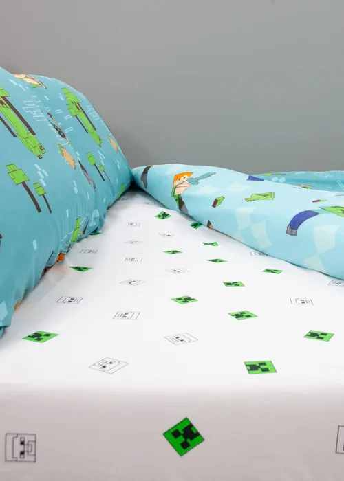 Minecraft Grids White Fitted Sheet - Double Image 1