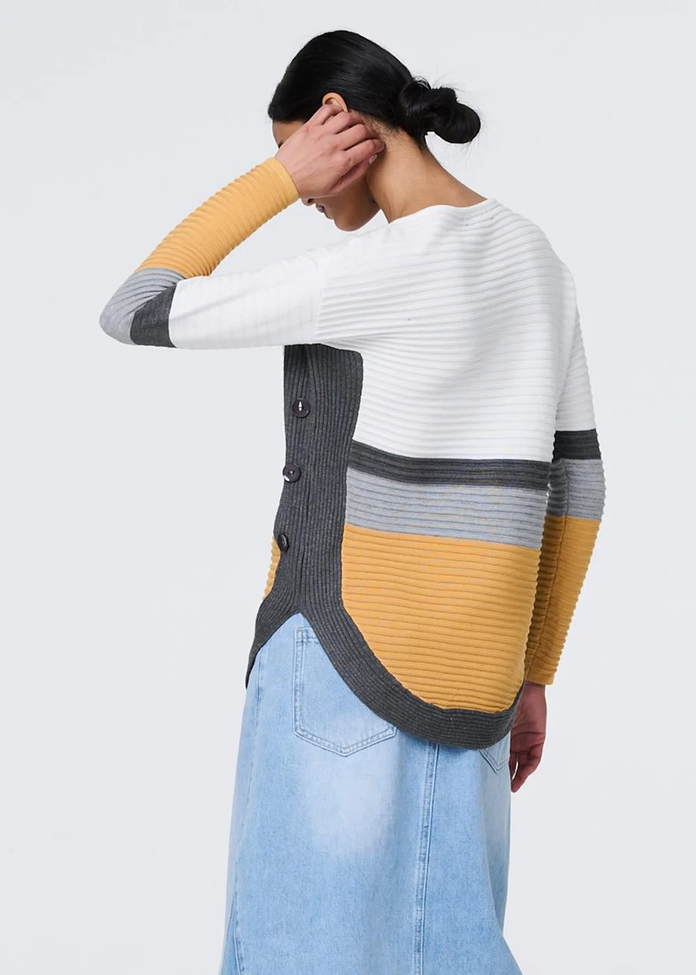 Izabel London Mustard Colour Block Zip Detail V-Neck Jumper - 14 Image 2