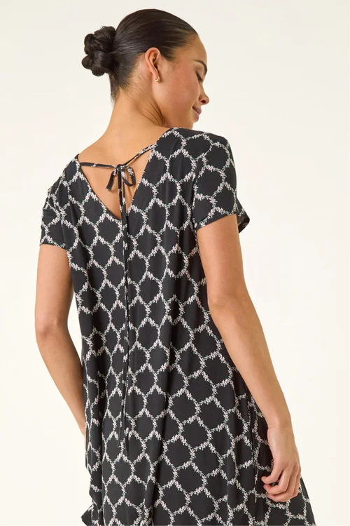 Roman Black Petite Abstract Pocket Swing Dress - Size 16 Image 4