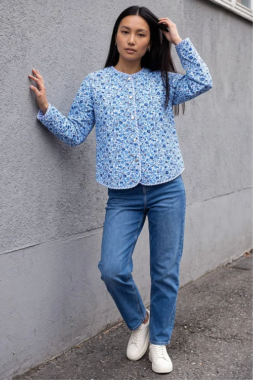 Roman Blue Floral Quilted Jacket - 10 Image 3