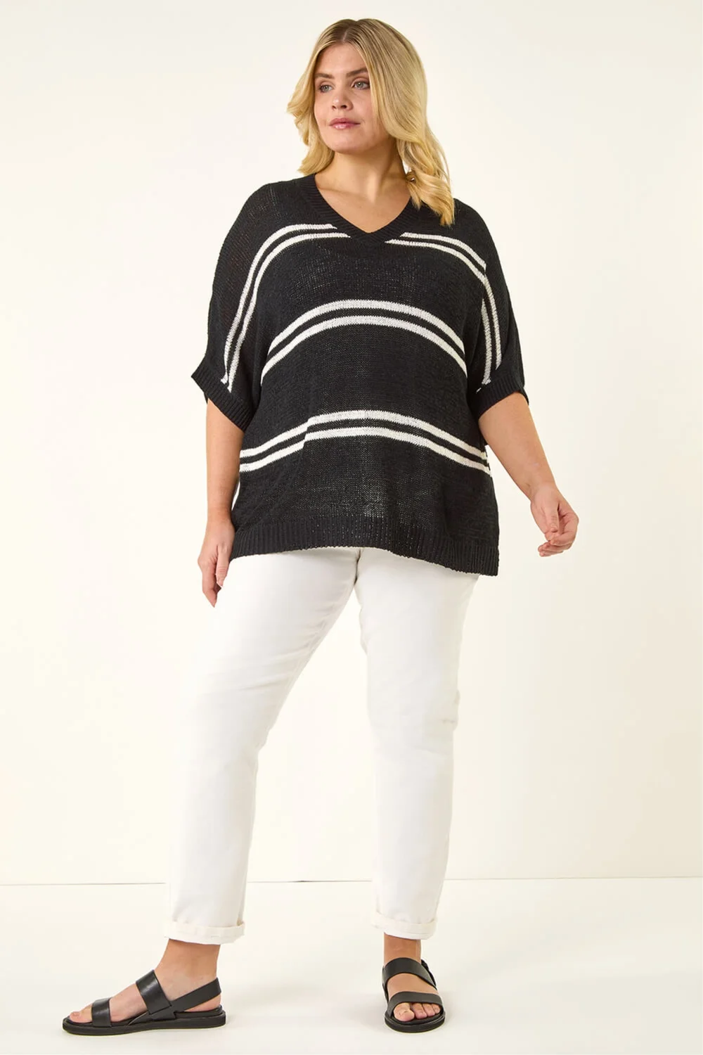Roman Black Curve Stripe V-Neck Knit Jumper - Size 22-24 Image 2