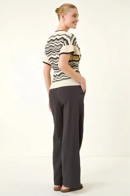 Roman Ivory Stripe Wave Frill Knit Top - Size 20 Image 2