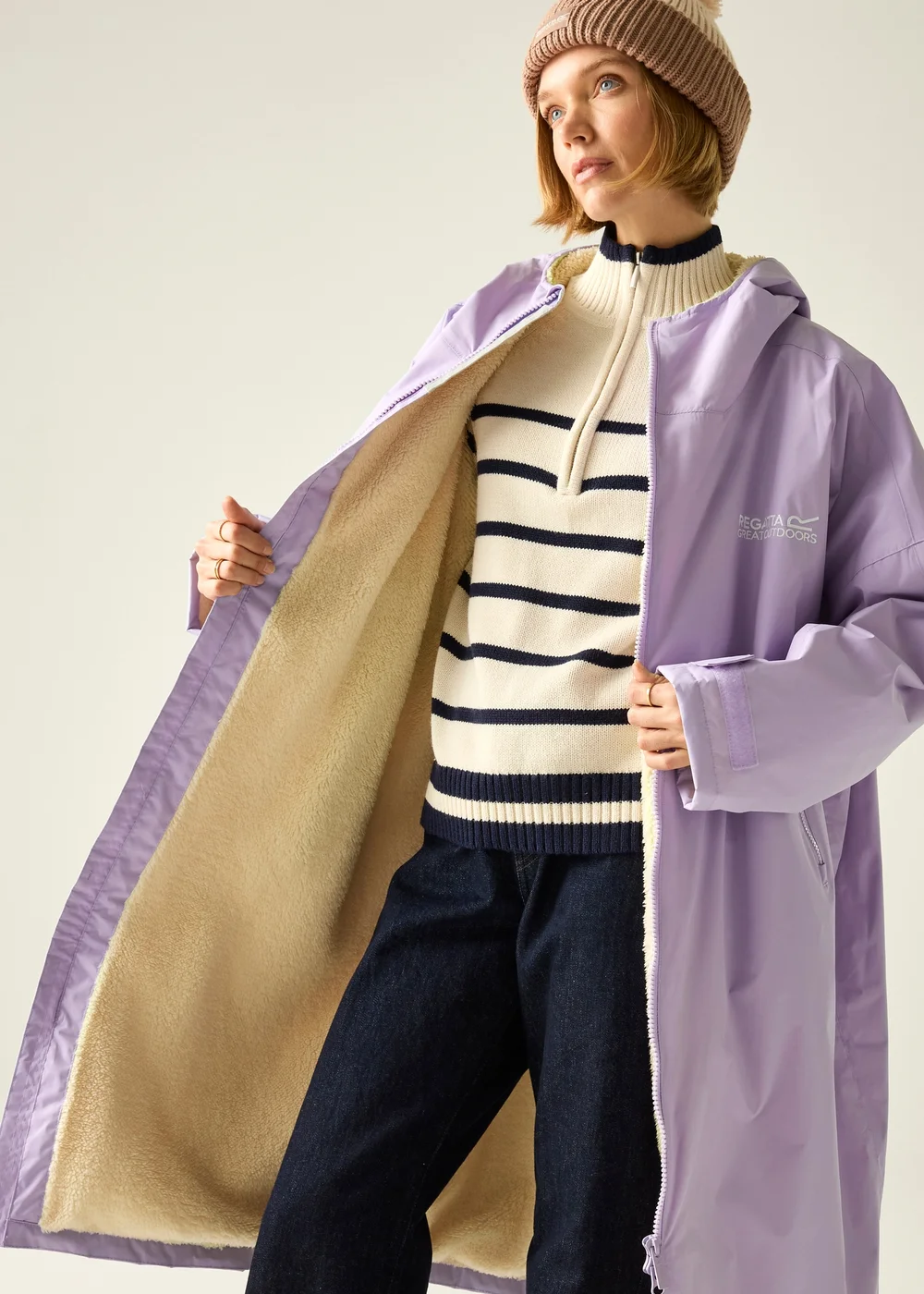 Regatta Pansy Purple Adult Waterproof Robe with Hydrafort Technology - XS-S Image 4