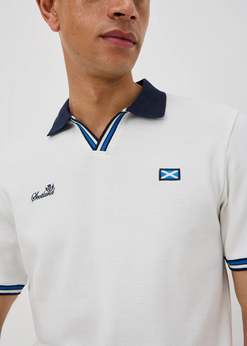 White Scotland Football Polo Shirt - XS Image 3