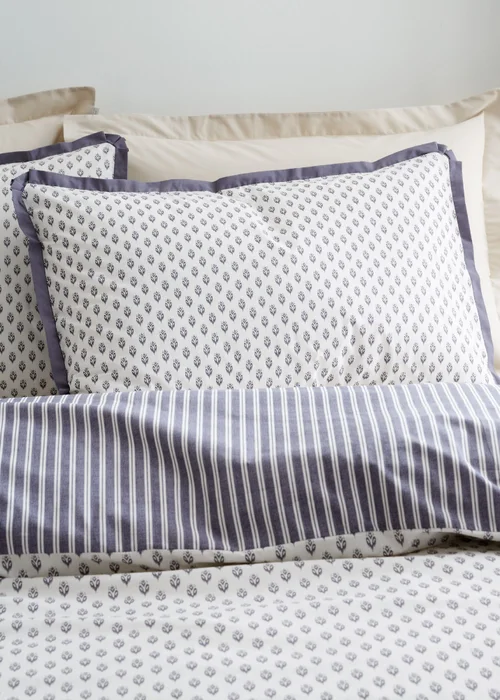 Bianca Fine Linens Amelie 200 Thread Count Cotton Reversible Duvet Cover Set Blue - Single Image 3