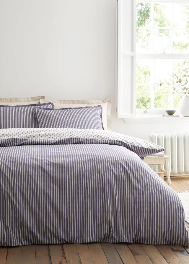 Bianca Fine Linens Amelie 200 Thread Count Cotton Reversible Duvet Cover Set Blue