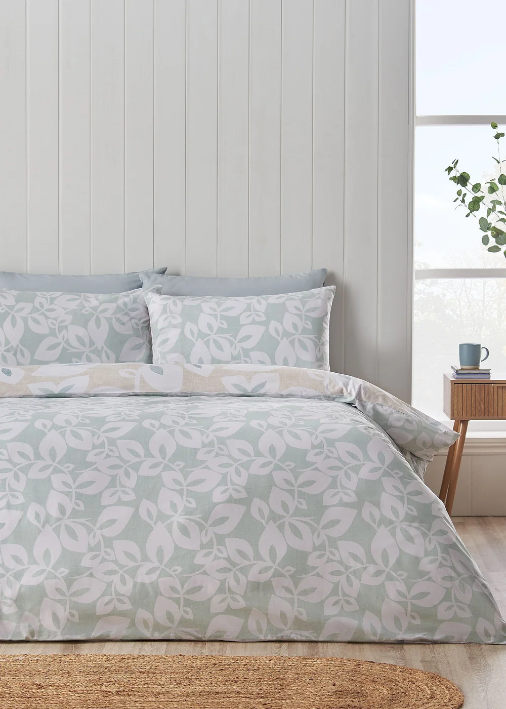 Catherine Lansfield Inga Leaf Reversible Duvet Cover Set Natural - Single Image 2