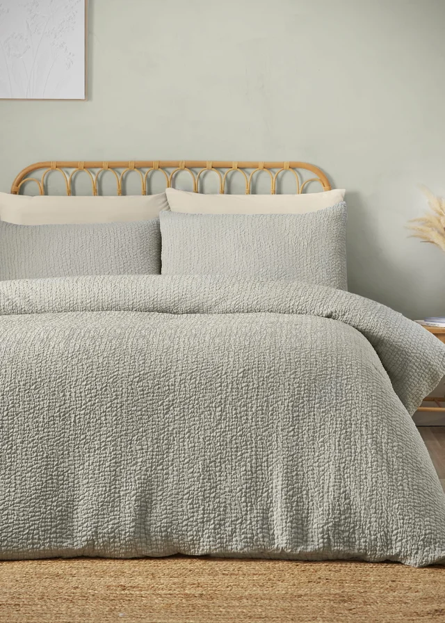 Catherine Lansfield Crinkle Seersucker Duvet Cover Set Green