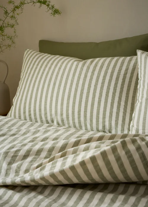 Pineapple Elephant Cotton Rich Woven Stripe Duvet Cover Set Green - Single Image 2