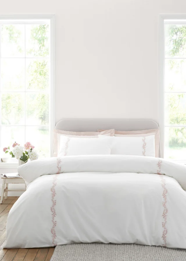 Bianca Fine Linens Camille Embroidered Floral 200 Thread Count Cotton Duvet Cover Set Pink