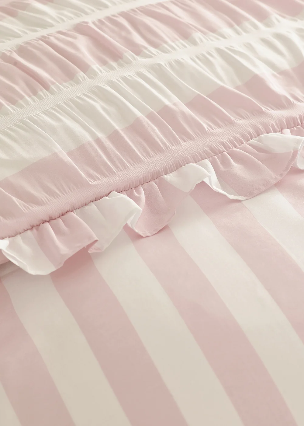 Catherine Lansfield Seersucker Frill Stripe Duvet Cover Set Pink - Single Image 4