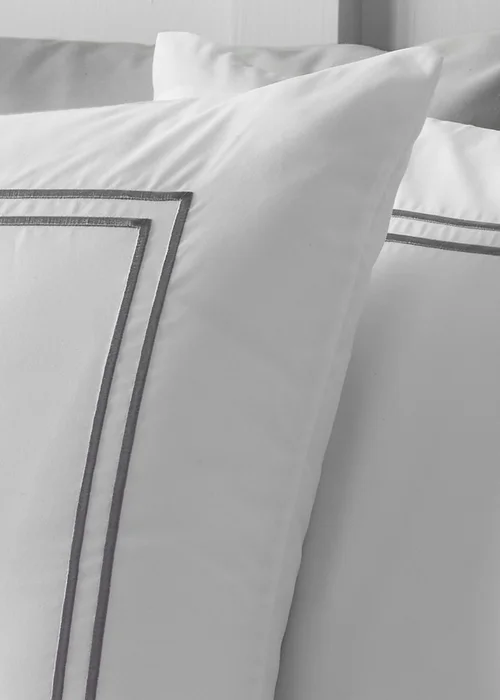 Catherine Lansfield So Soft Mono Satin Stitch Duvet Cover Set Silver - Single Image 3