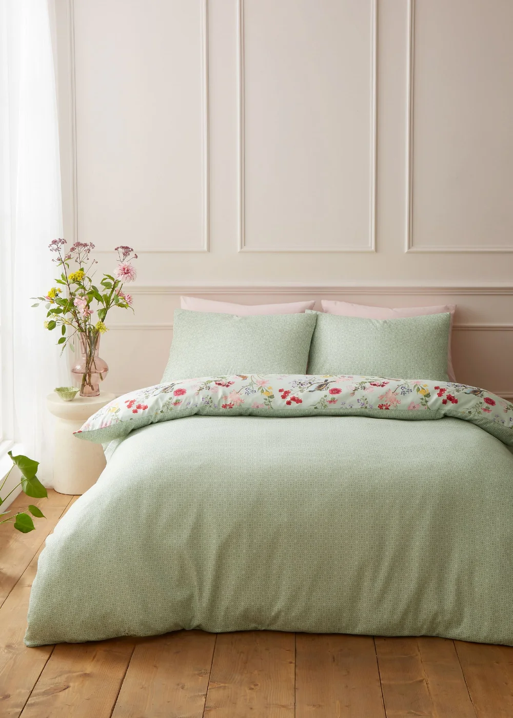 RHS x Catherine Lansfield Birds In Bloom So Soft Duvet Cover Set Green - Double Image 2