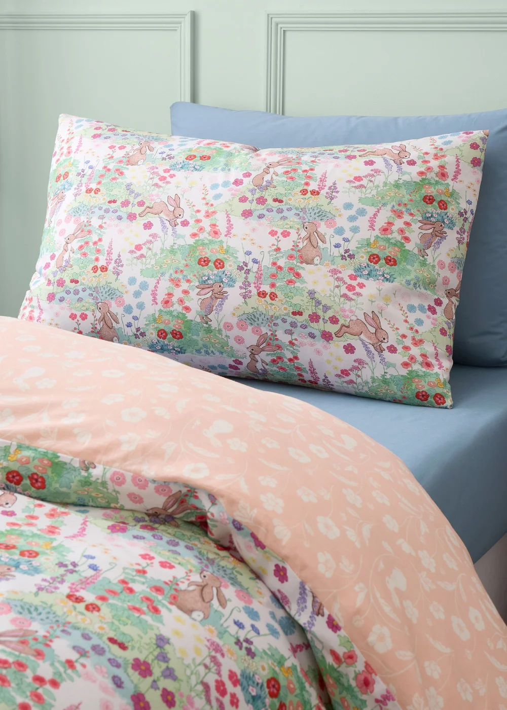 Belle & Boo Meadow Bunnies Reversible Cotton Duvet Cover Set Blue - Junior Image 3