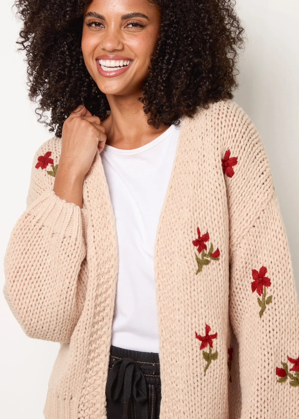Blue Vanilla Stone Flower Embroidery Detailed Cardigan - M/L Image 2