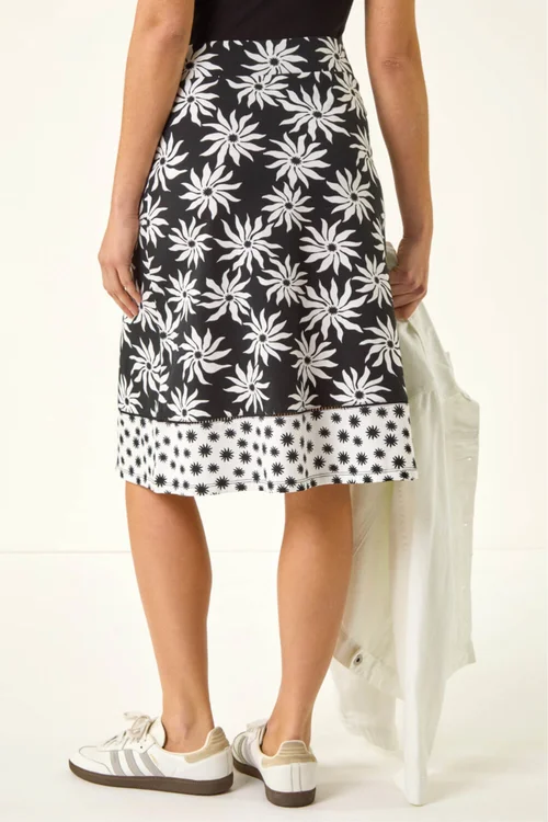 Roman Black Floral Star A-Line Skirt - 10 Image 3