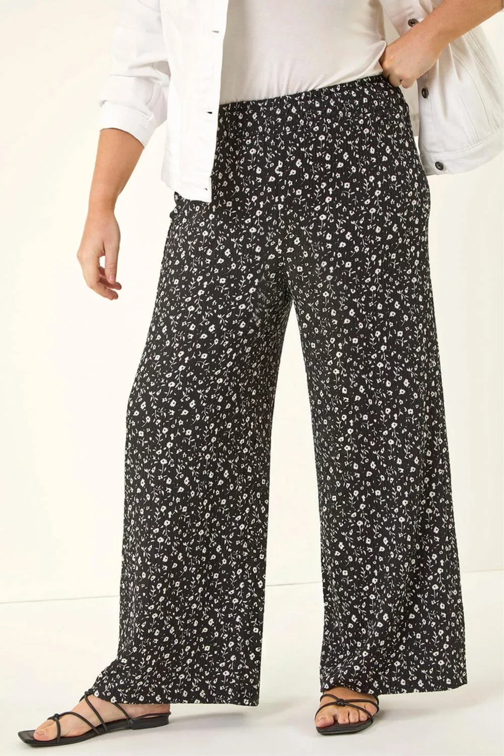Roman Black Curve Textured Print Wide Leg Trousers - 18 Image 4