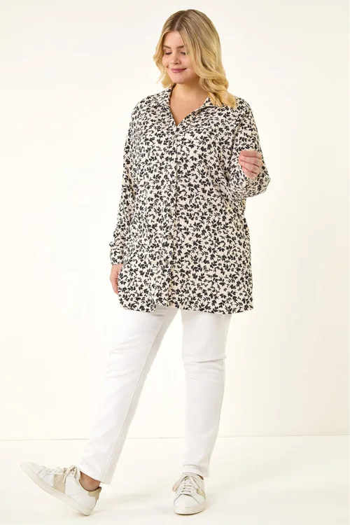 Roman Black Curve Floral Textured Blouse - Size 22-24 Image 2