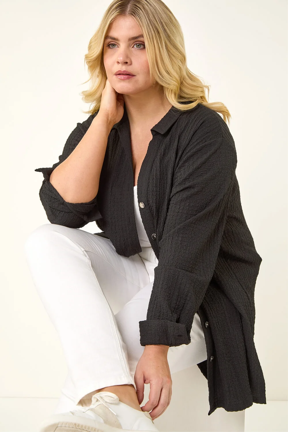 Roman Black Curve Textured Blouse - Size 18 Image 1