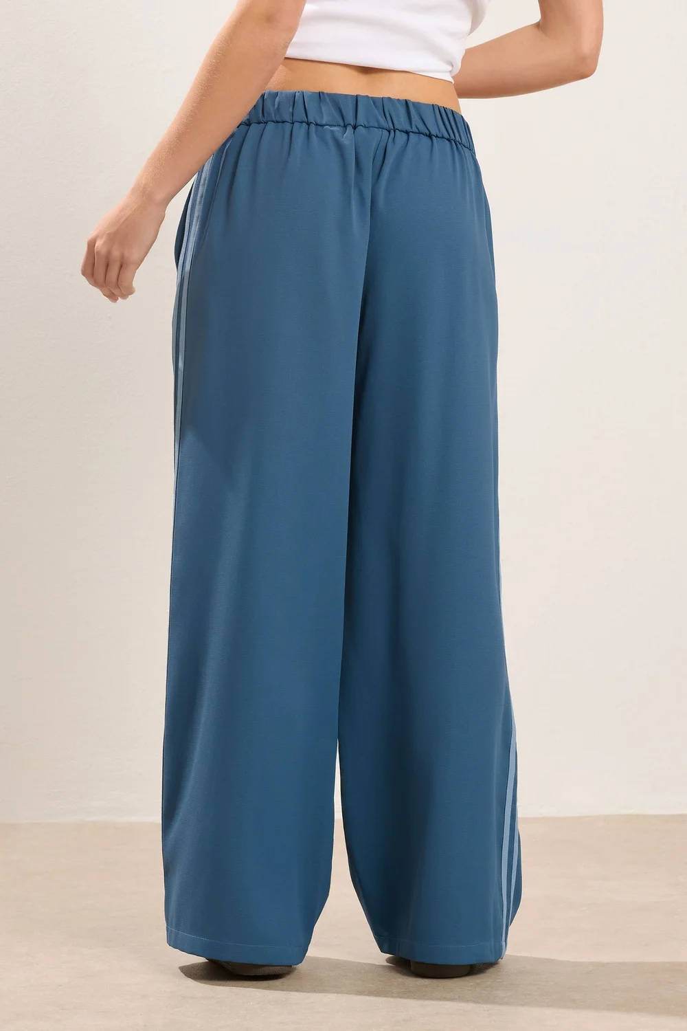 PixieGirl Petite Dark Blue Side Stripe Wide Leg Trousers - 6/L27 Image 4