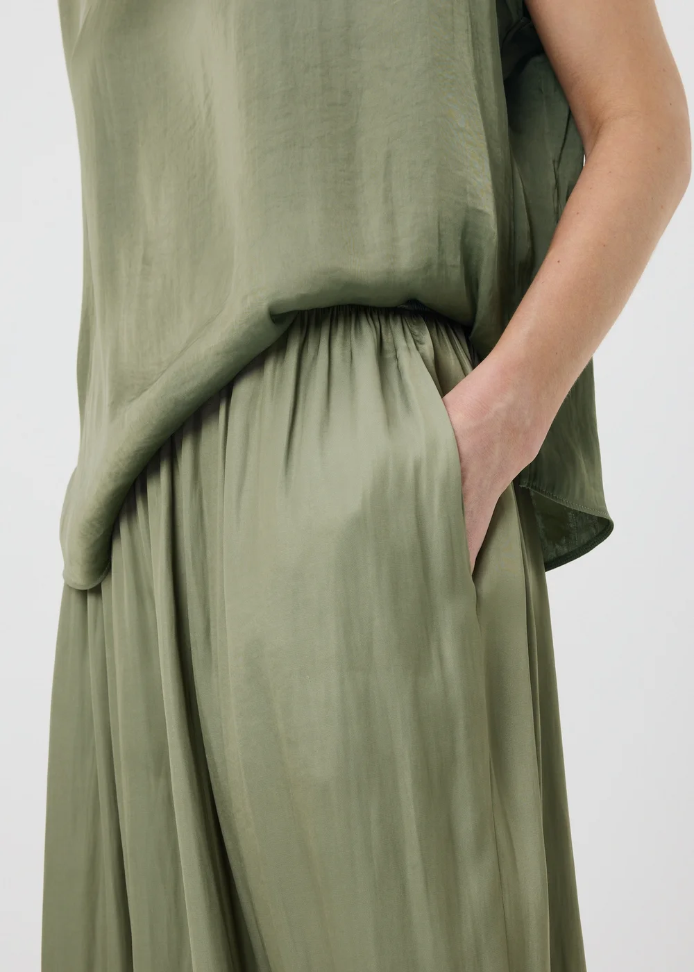 Green Satin Wide Leg Co Ord Trousers - 22 S Image 3