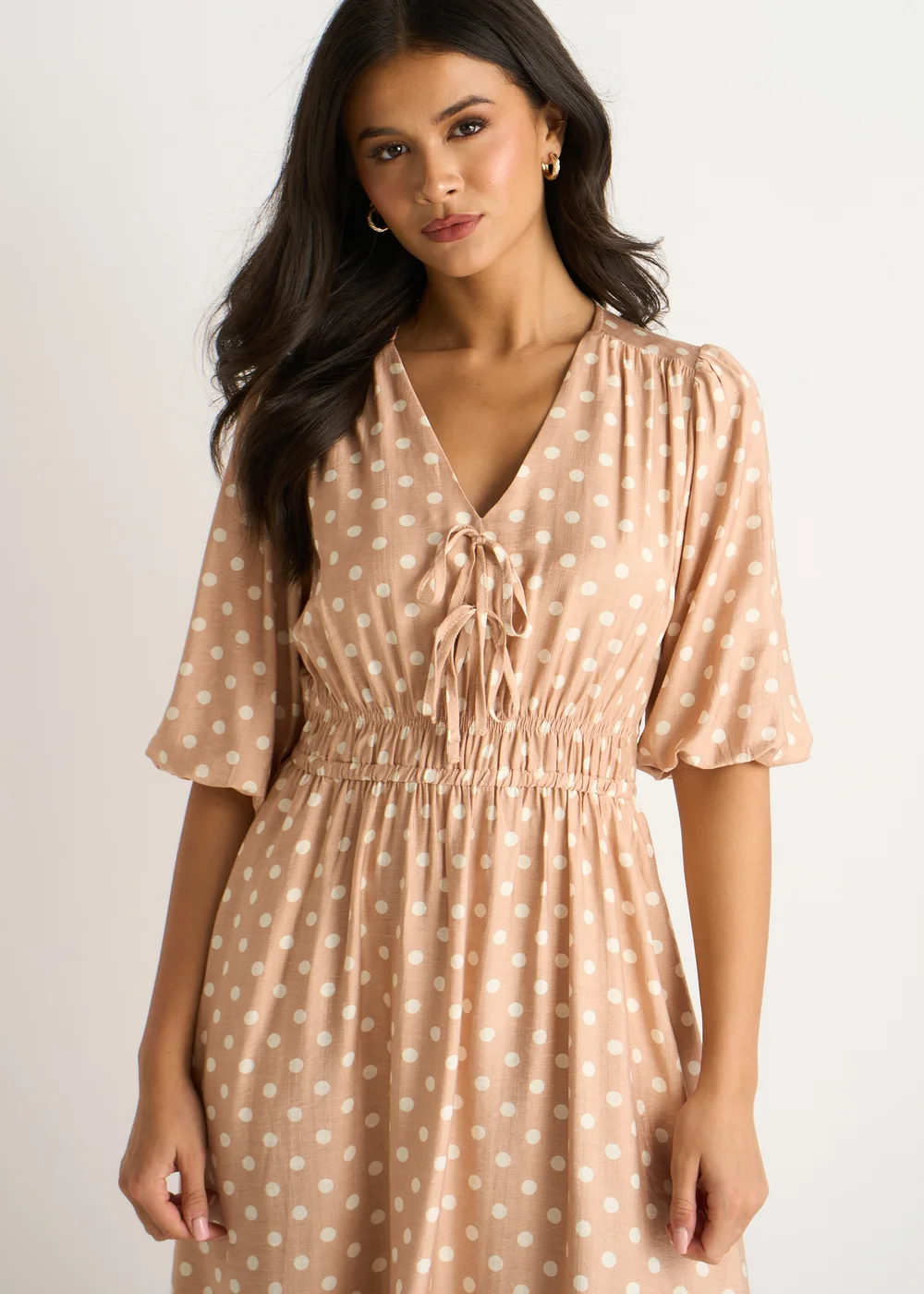 Gini London Oatmeal Spot Print Shirred Waist Shift Midi Dress - 12 Image 3
