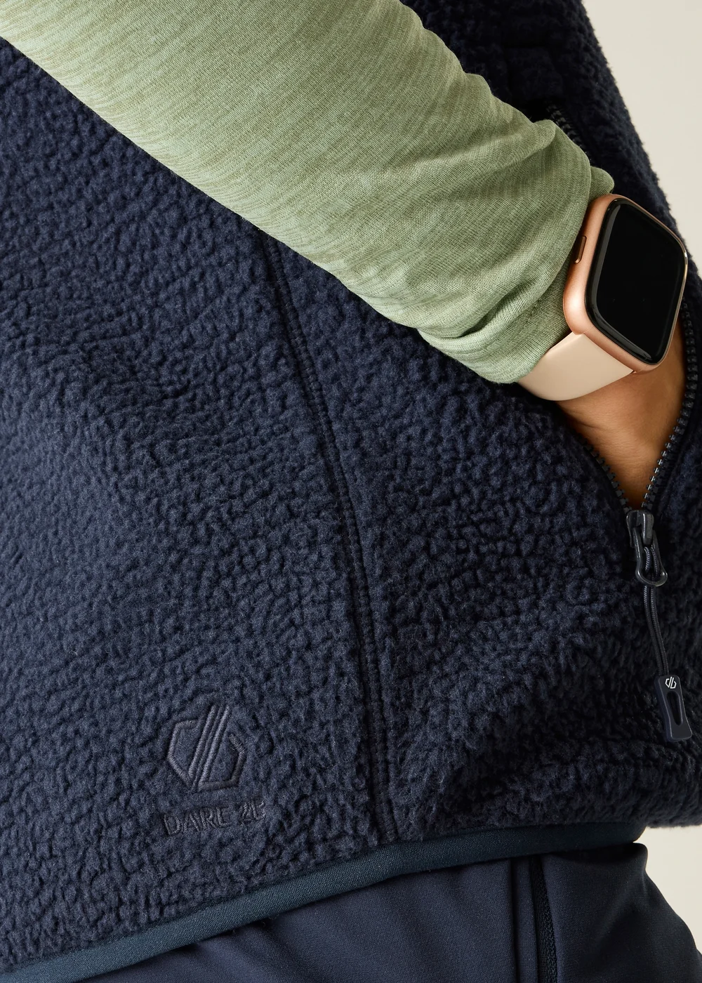 Dare 2b Navy Excursion UV-Protected Bodywarmer - 18 Image 6