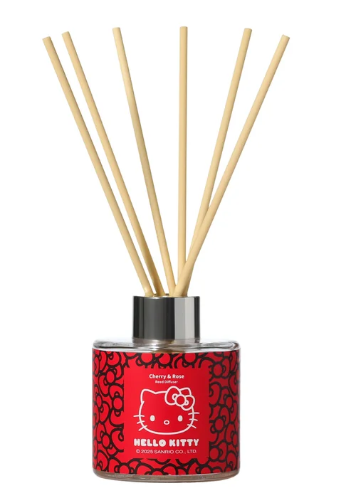 Hello Kitty Cherry & Rose 100ML Red Reed Diffuser - 100ml Image 3