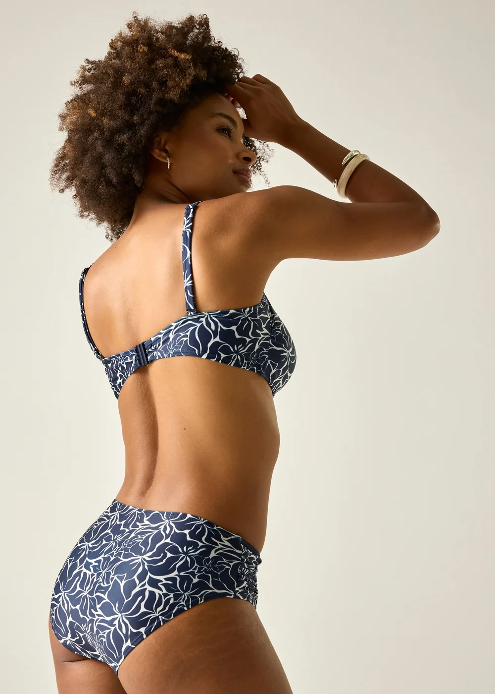 Regatta Navy Floral Aceana III UPF 50 Bikini Top - 14 Image 2