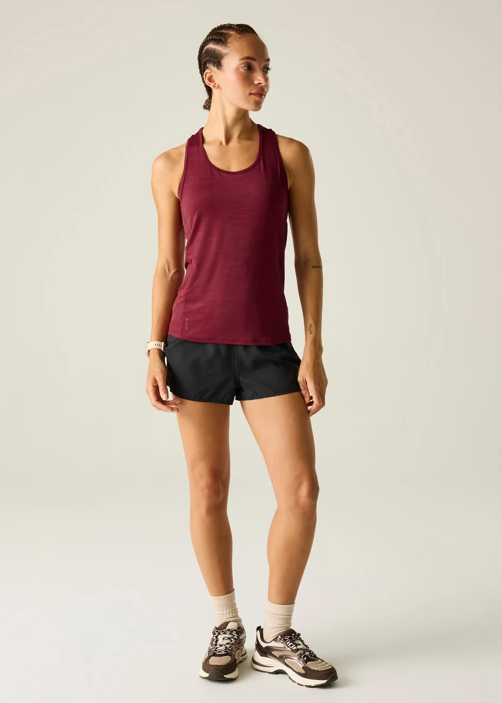 Dare 2b Tibetan Red Modernize II Reflective, Anti-Bacterial Vest - 20 Image 3