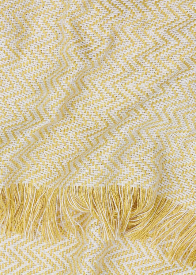 Yard Wisley Yellow Woven Outdoor Throw (130 x 180cm)