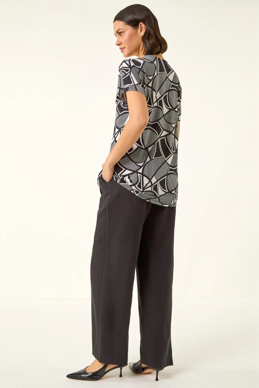 Roman Black Abstract Print V-Neck Stretch Top - 16 Image 3