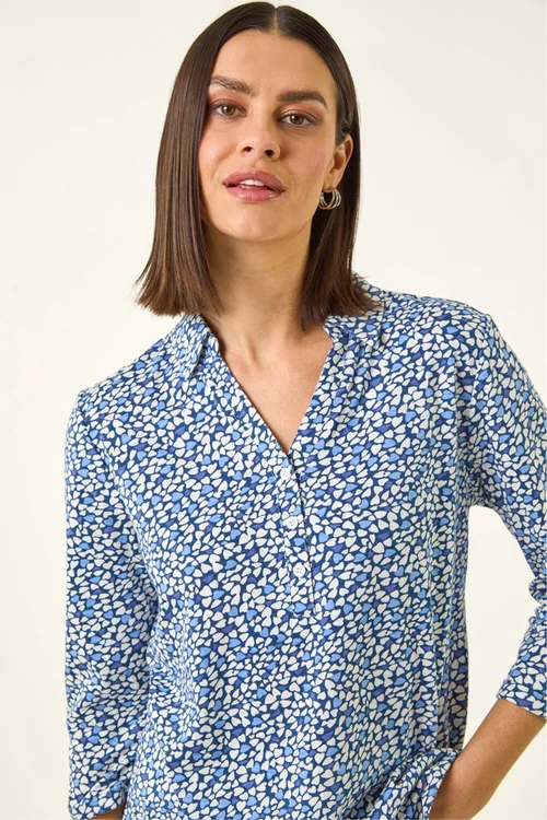 Roman Blue Heart Print Collared Top - 10 Image 1