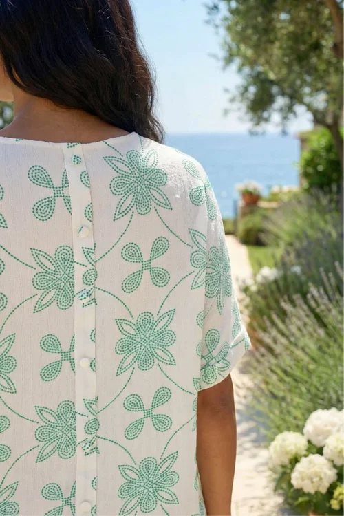 Roman Green Floral Textured Buttoned Back Top - 10 Image 4