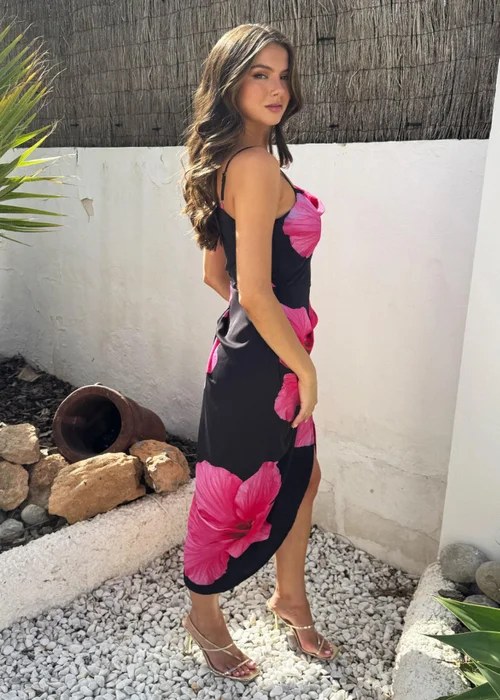 AX Paris Black & Magenta Floral Print Strap Detail Gathered Midi Dress - 6 Image 4