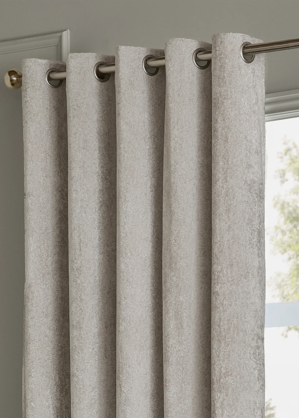 Paoletti Lustre Velvet Room Darkening Silver Eyelet Curtain Pair - 46W X 54D (117x137cm Image 3