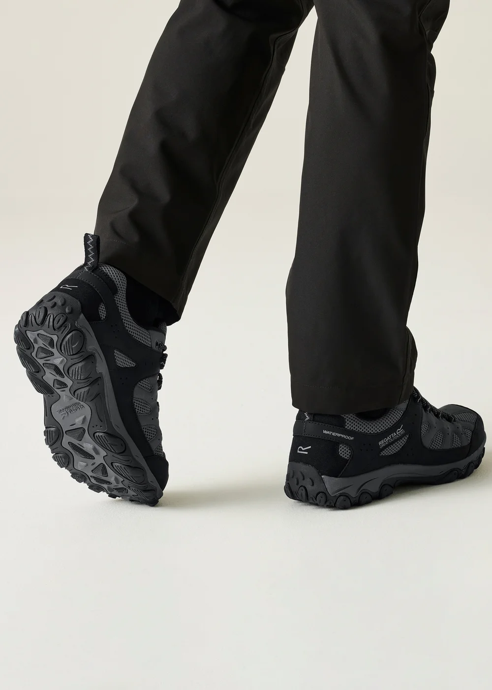 Regatta Grey Edgepoint IV Low Water Resistant Shoes - 8 Image 3